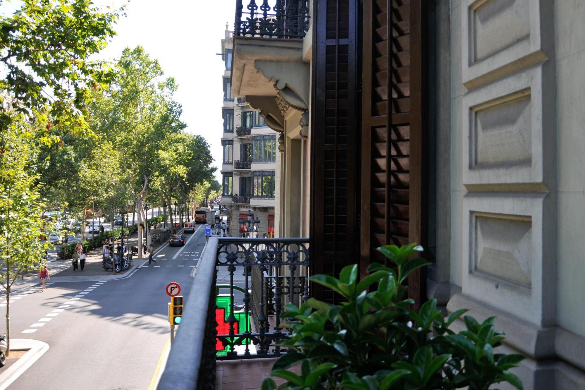 Center Gran Via Hotel Barcelona Exterior photo