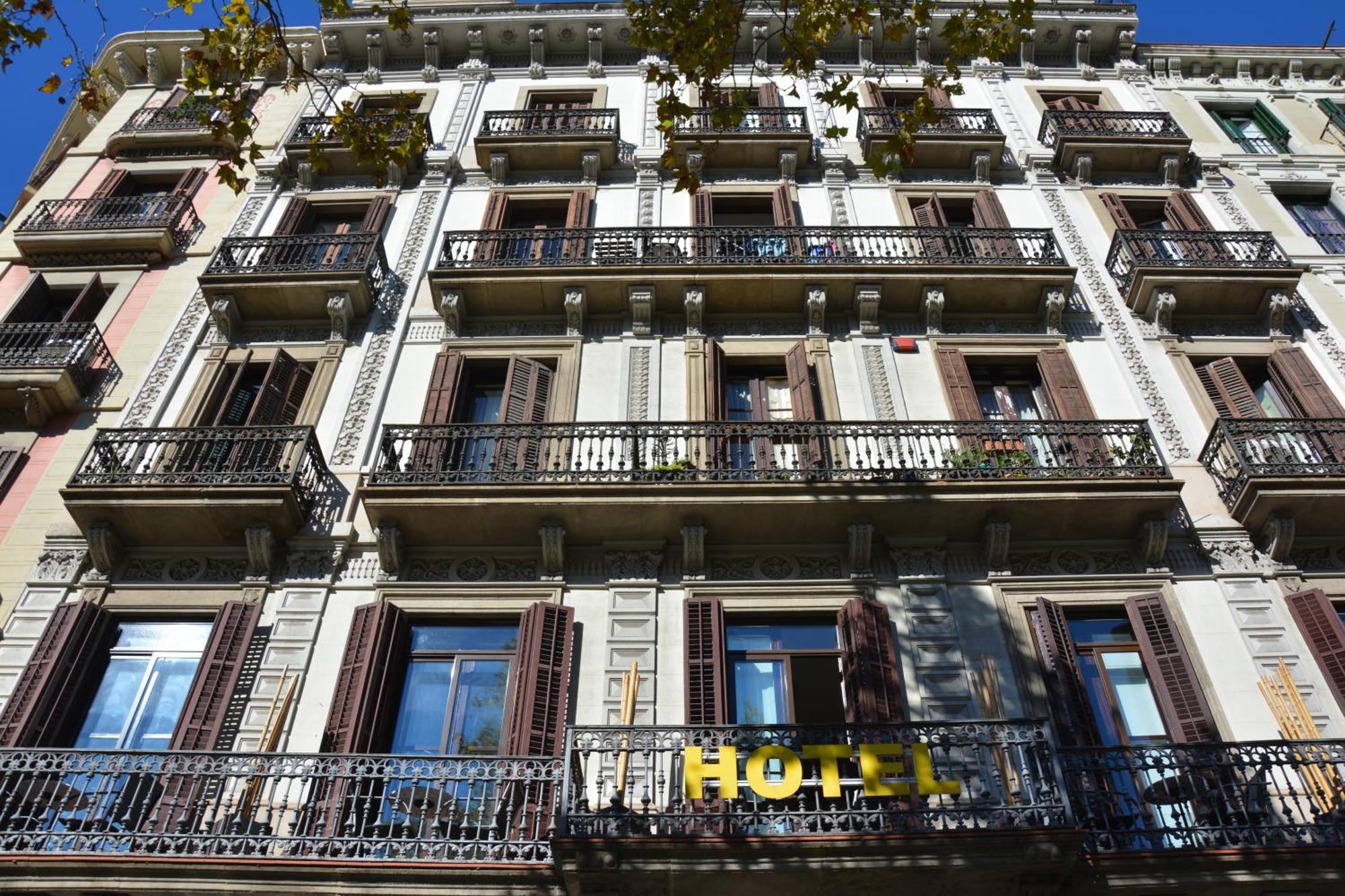 Center Gran Via Hotel Barcelona Exterior photo